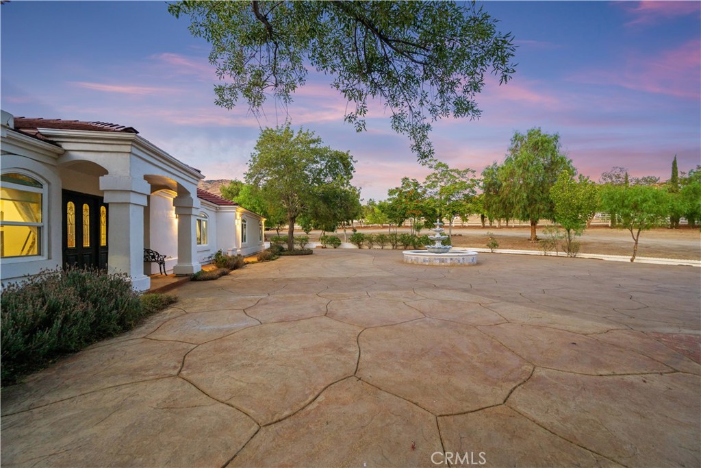 main property photo 9