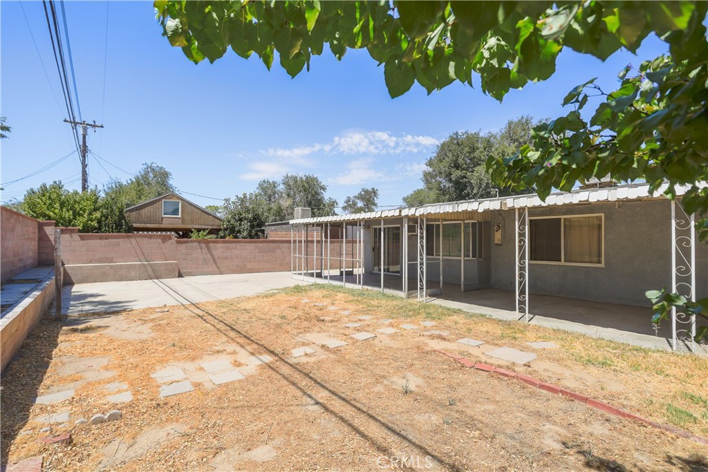 main property photo 17