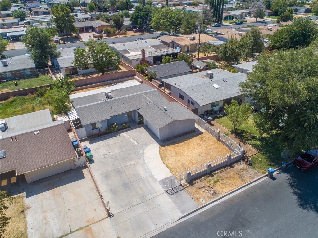 main property photo 20