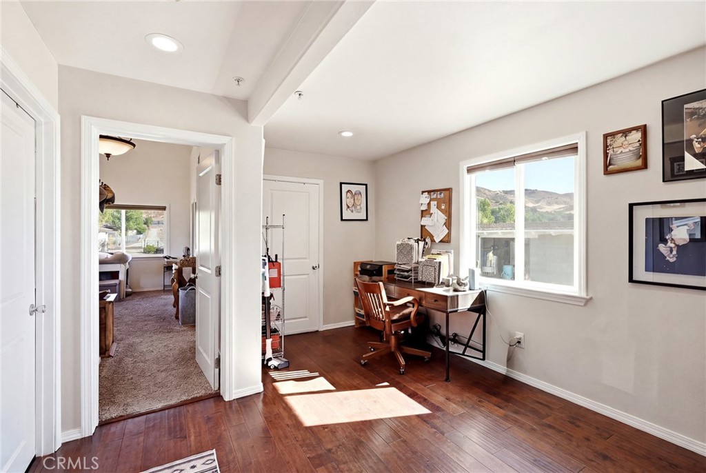 main property photo 18