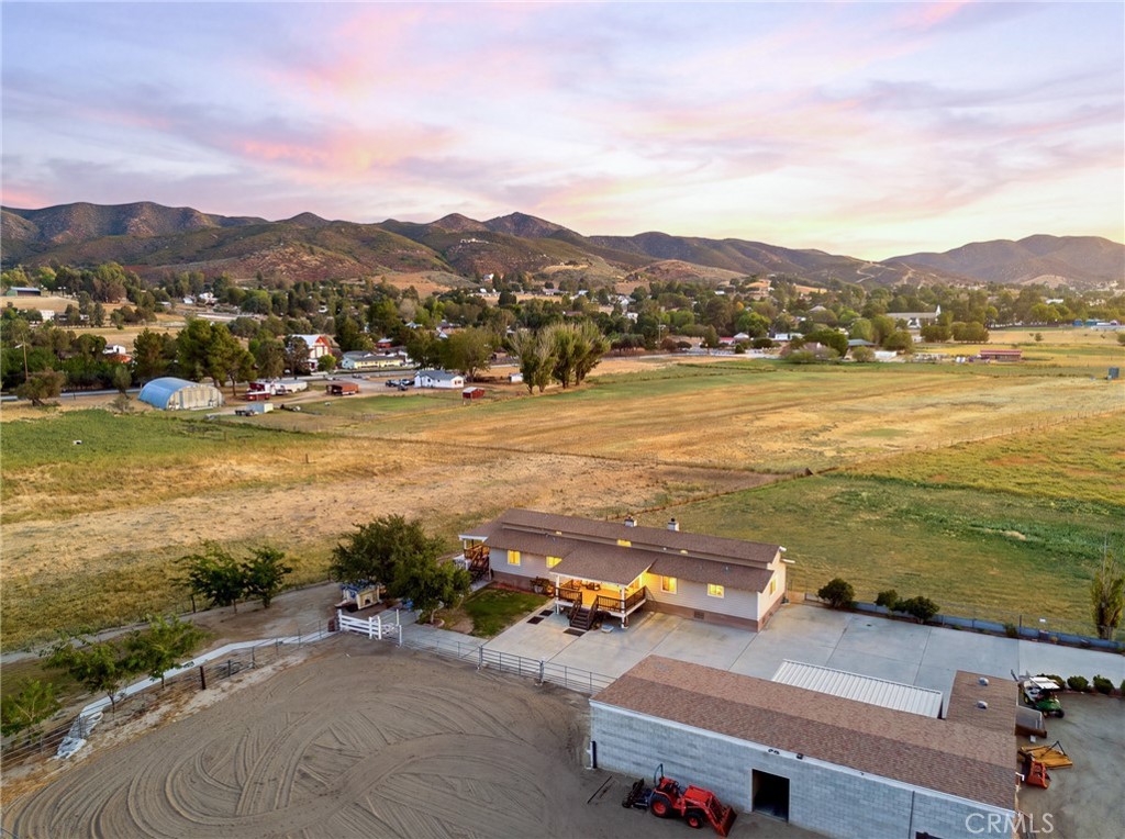 main property photo 41