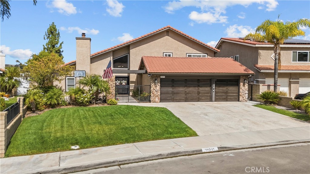 main property photo 13
