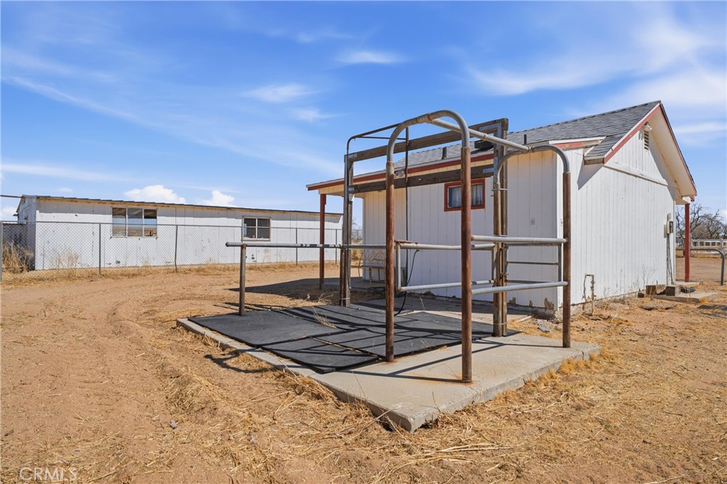 main property photo 32