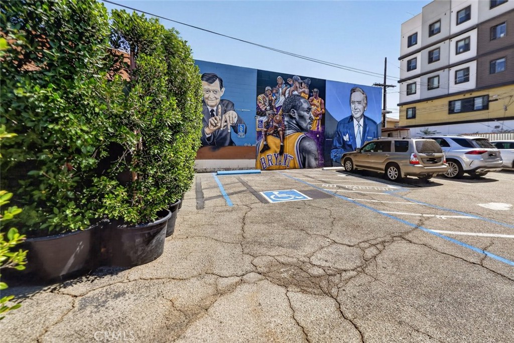 main property photo 14