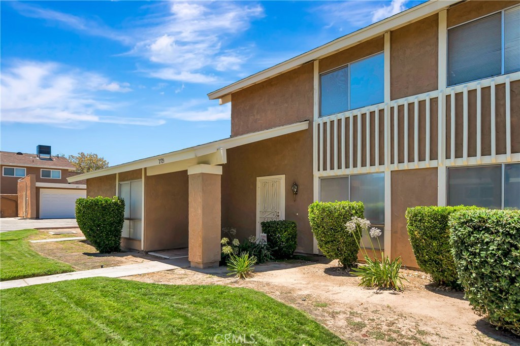 main property photo 33