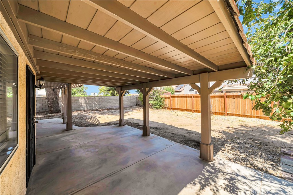 main property photo 59