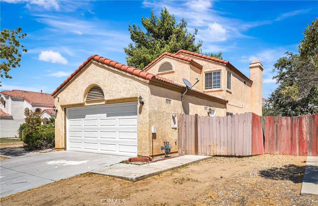 main property photo 60