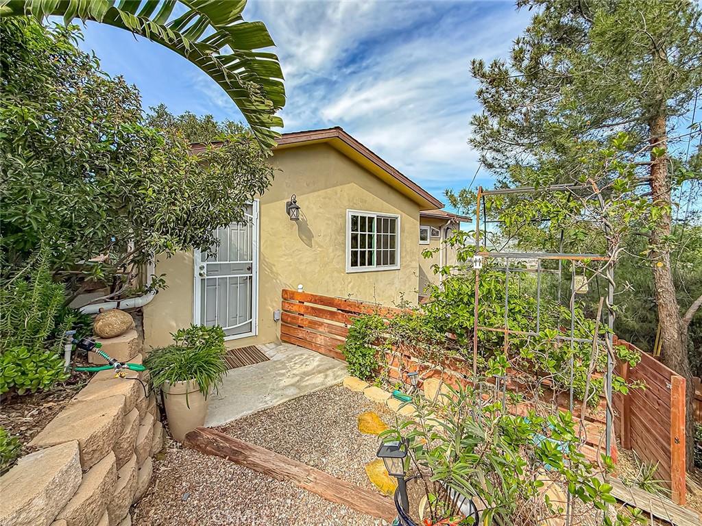 main property photo 27