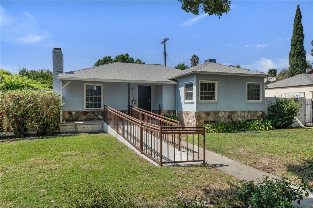 main property photo 33