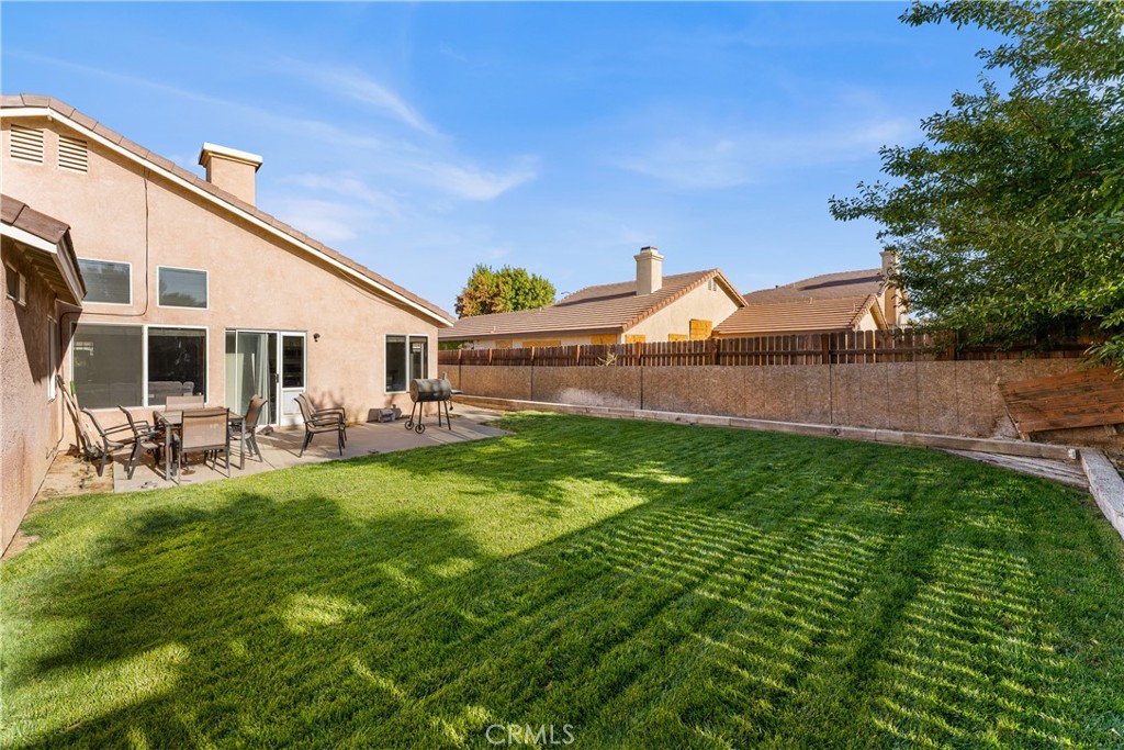 main property photo 40