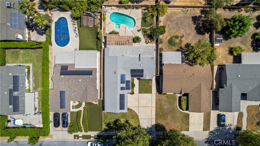 main property photo 41