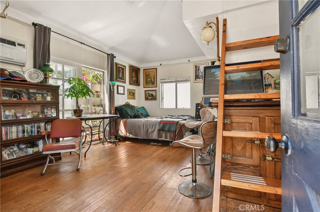 main property photo 51