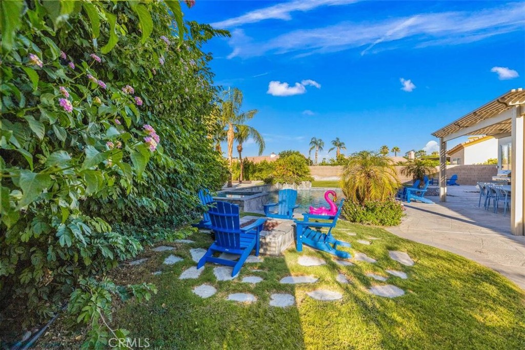 main property photo 50