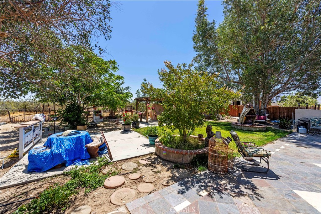 main property photo 41