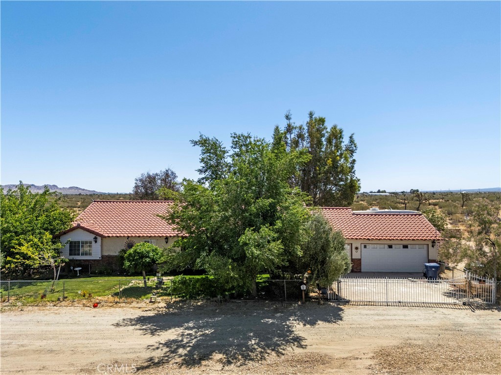 main property photo 45