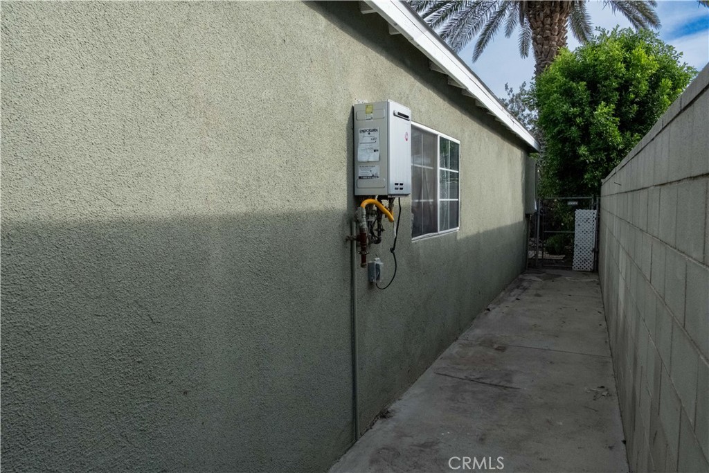main property photo 41