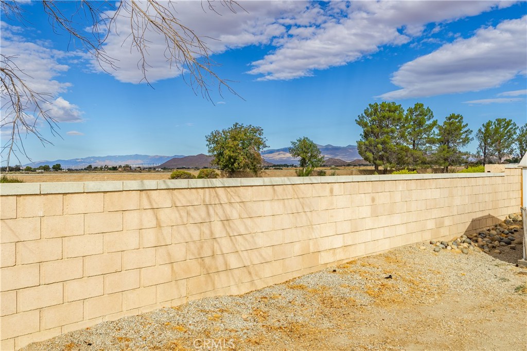 main property photo 41