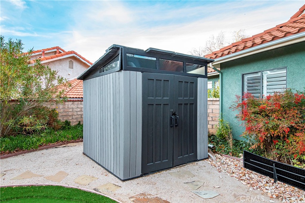 main property photo 39