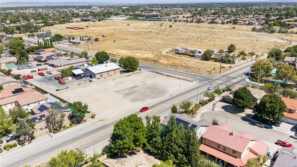 main property photo 45