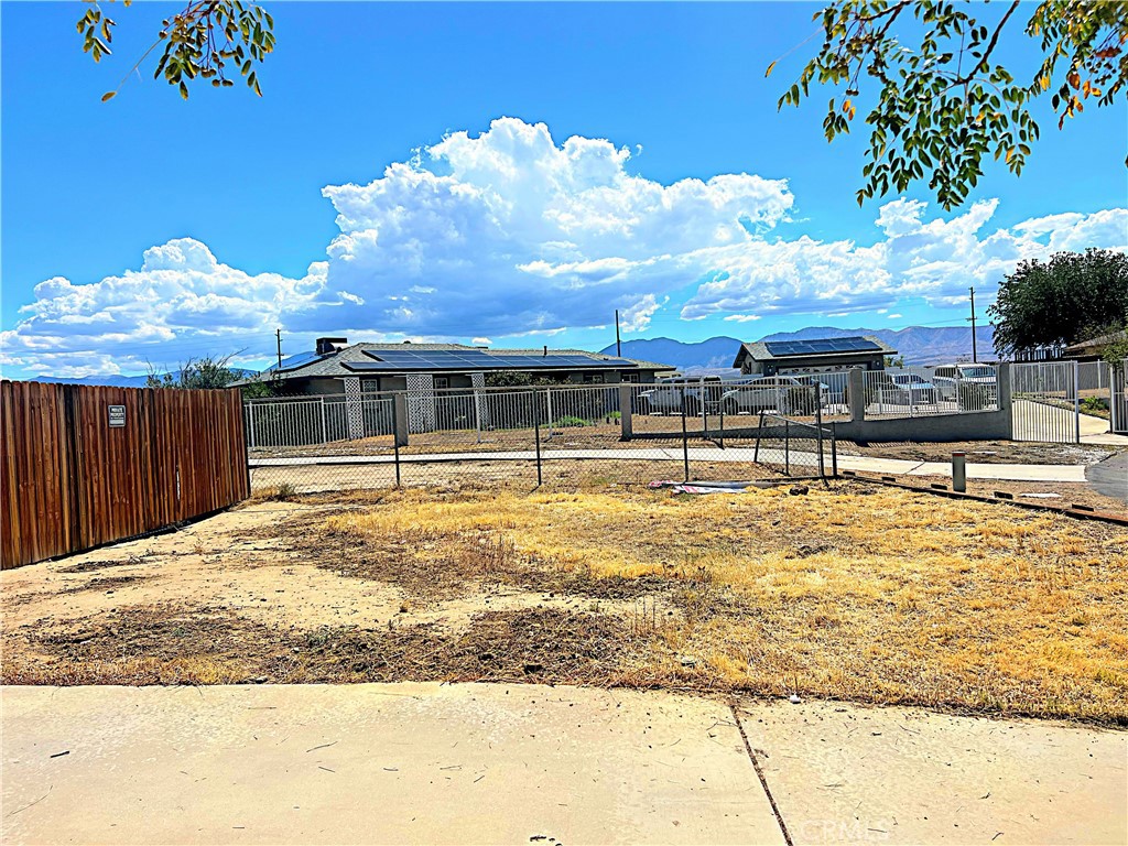 main property photo 22