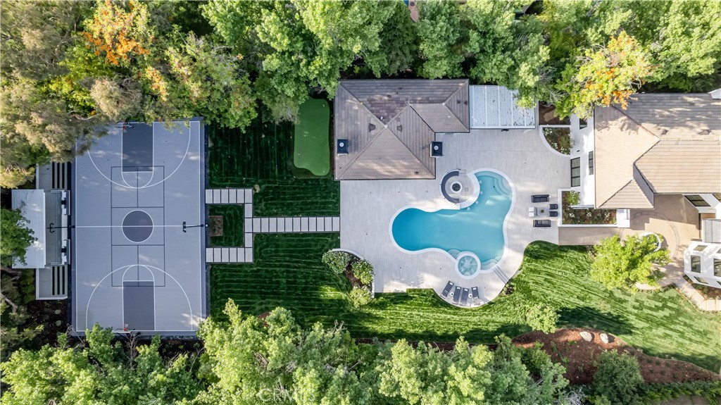 main property photo 39