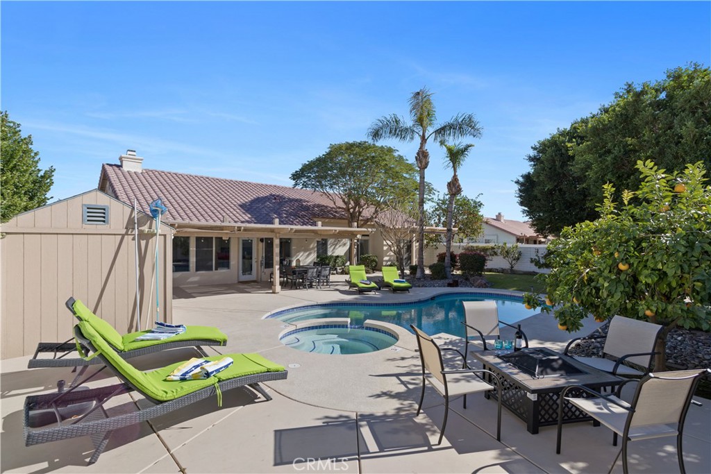 main property photo 40