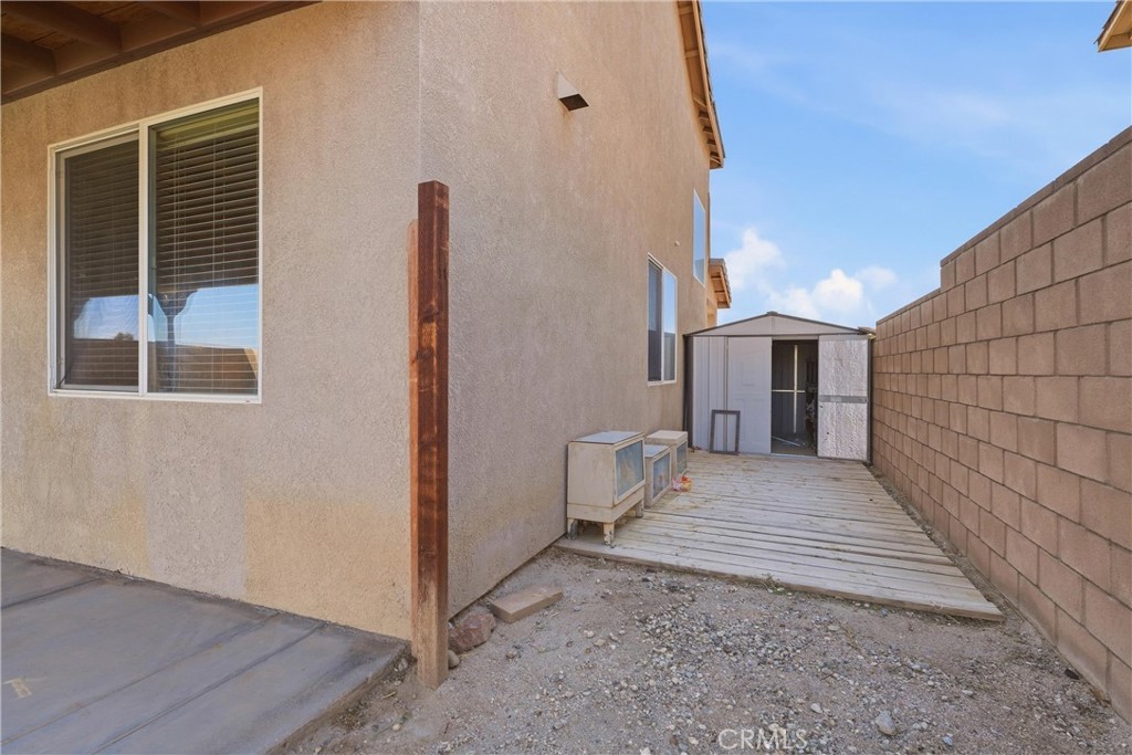 main property photo 37