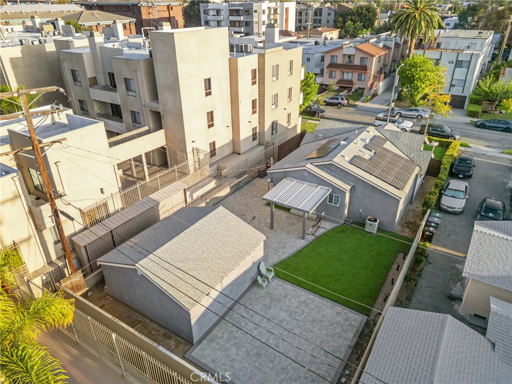 main property photo 19