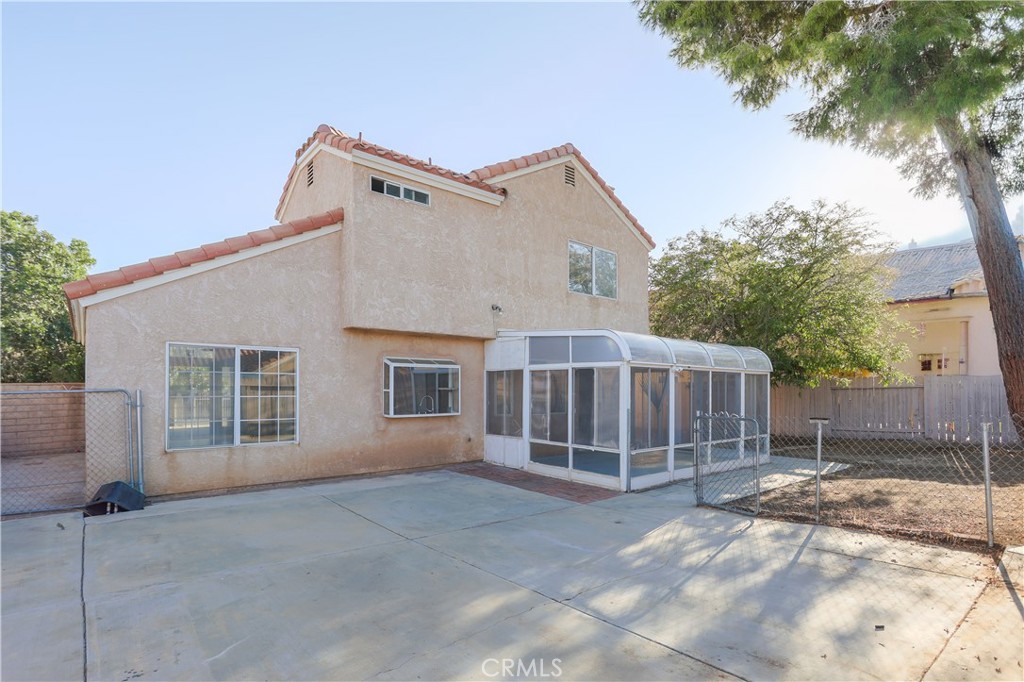 main property photo 27