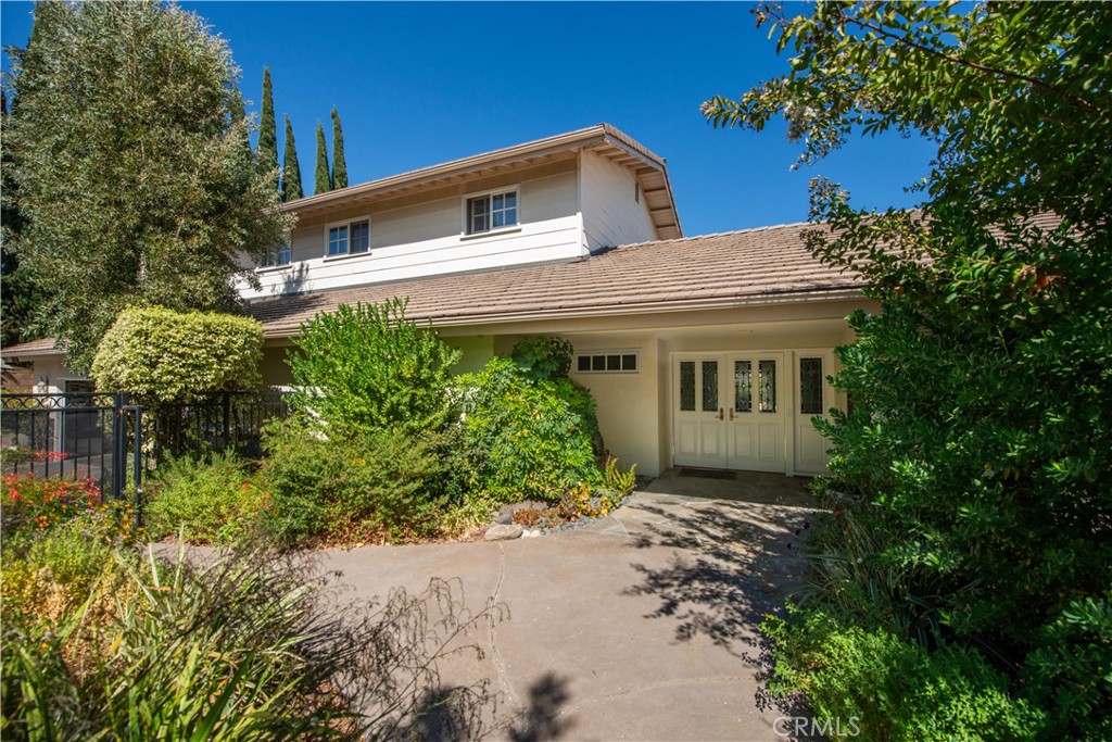 main property photo 51
