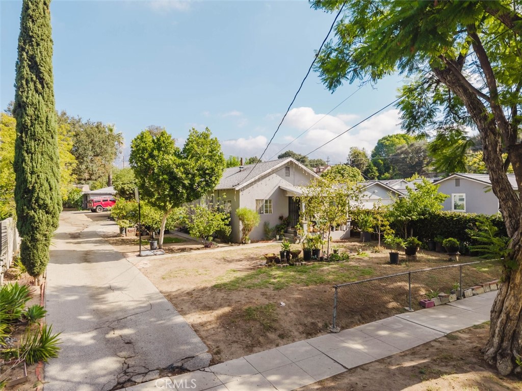 main property photo 15