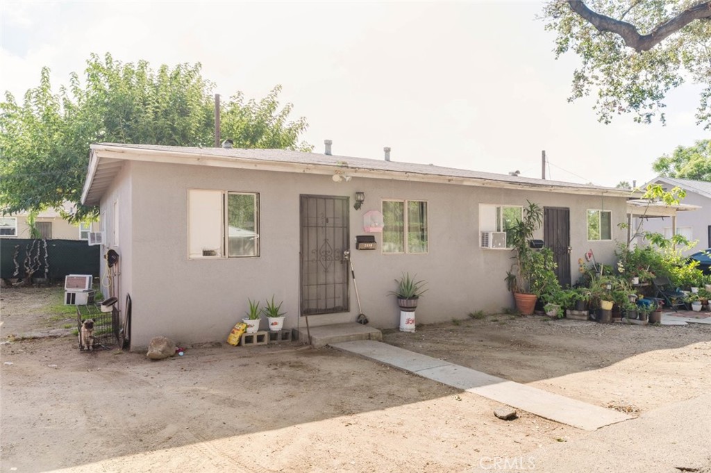 main property photo 9
