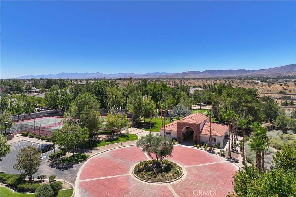 main property photo 10