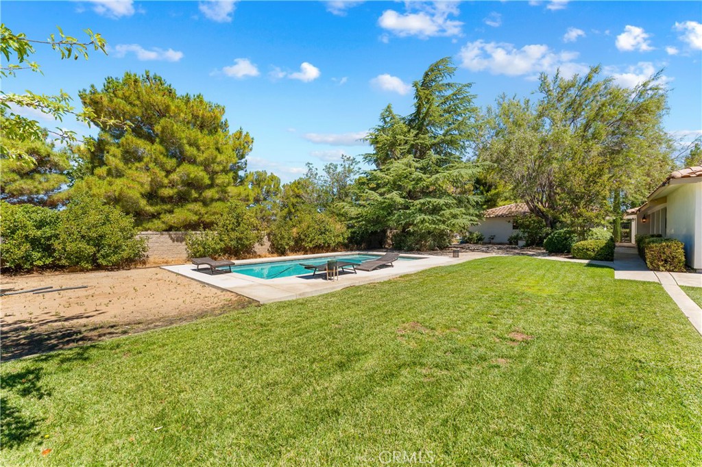 main property photo 51