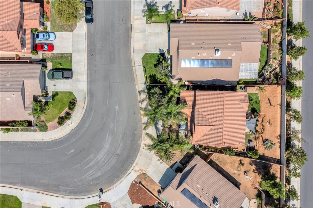 main property photo 47