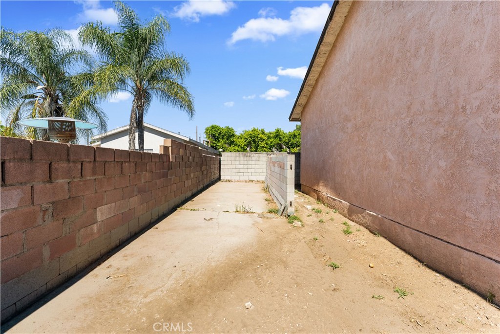 main property photo 73