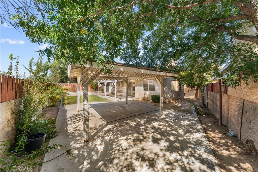 main property photo 37
