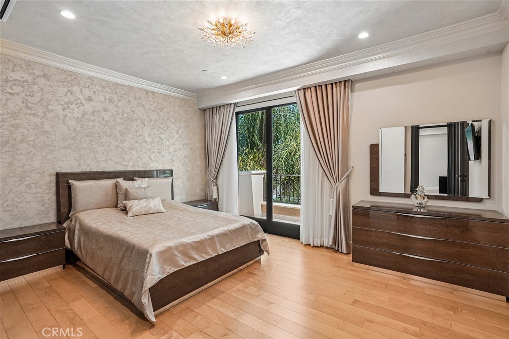 main property photo 54