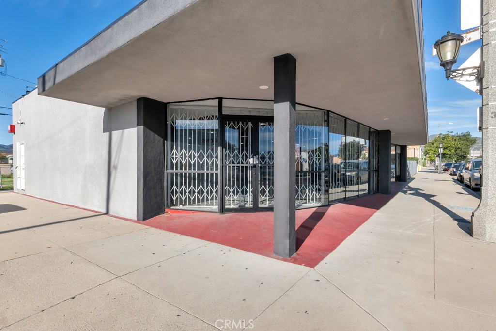 main property photo 1