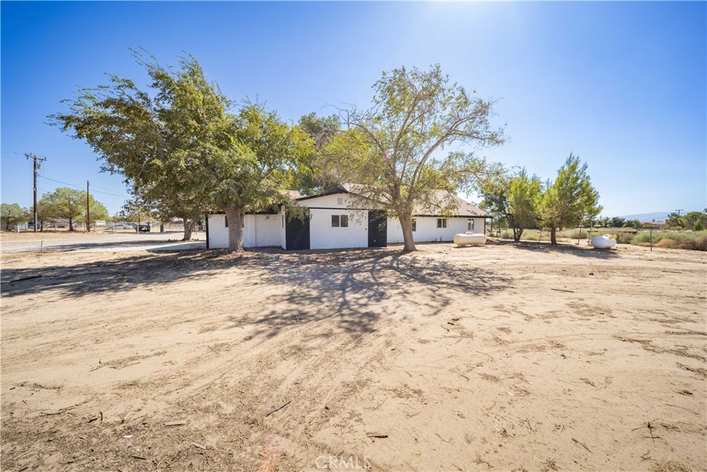 main property photo 25