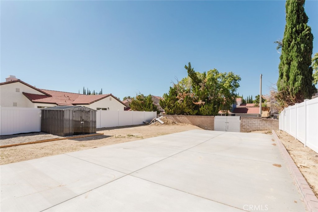 main property photo 43