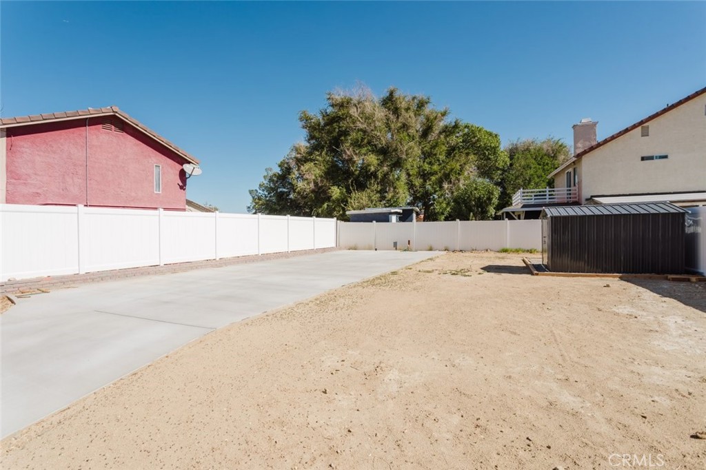 main property photo 45