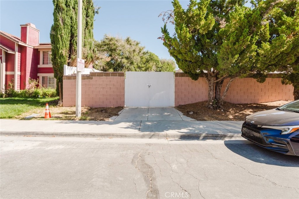 main property photo 47