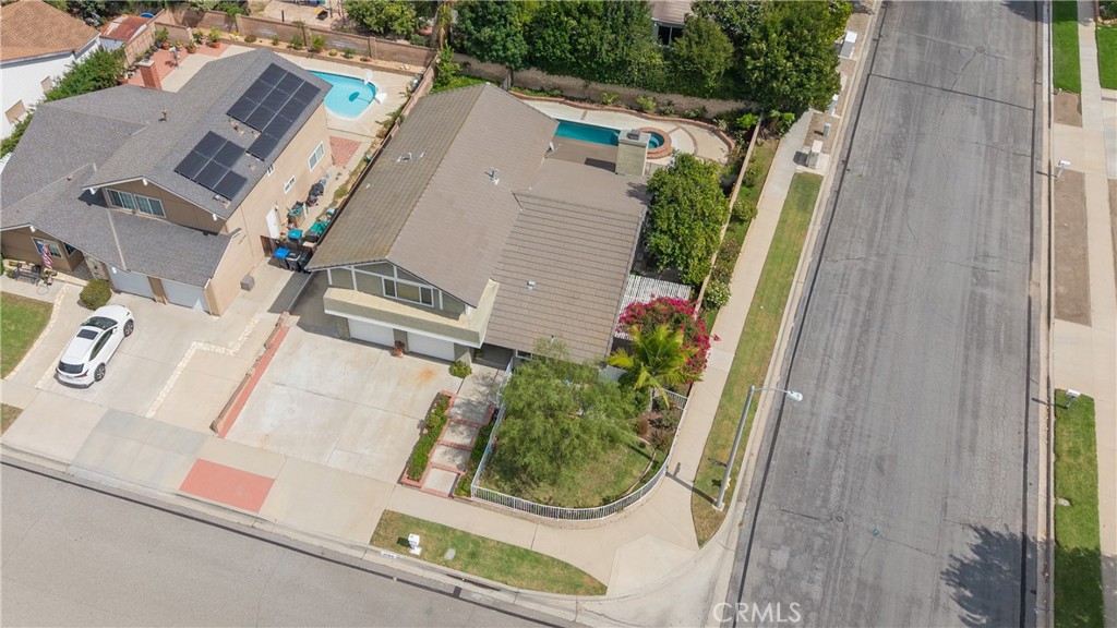 main property photo 51