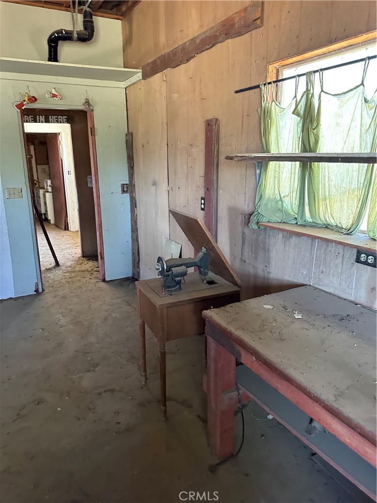 main property photo 31