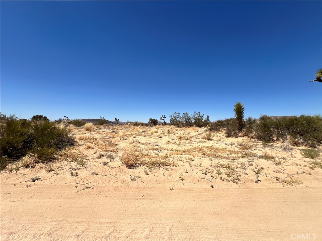main property photo 6