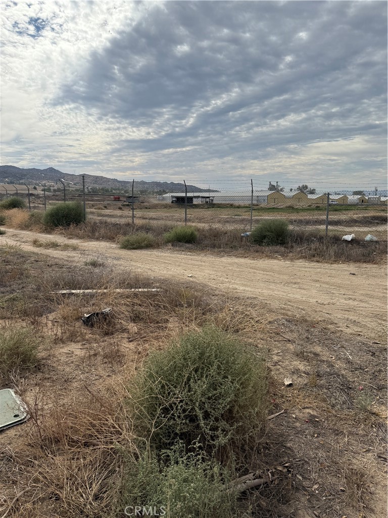 main property photo 17