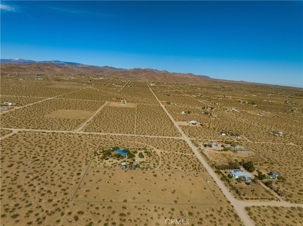 main property photo 9