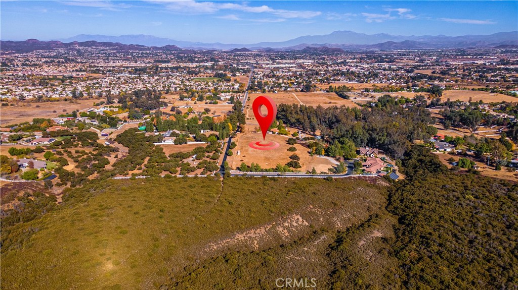 main property photo 10