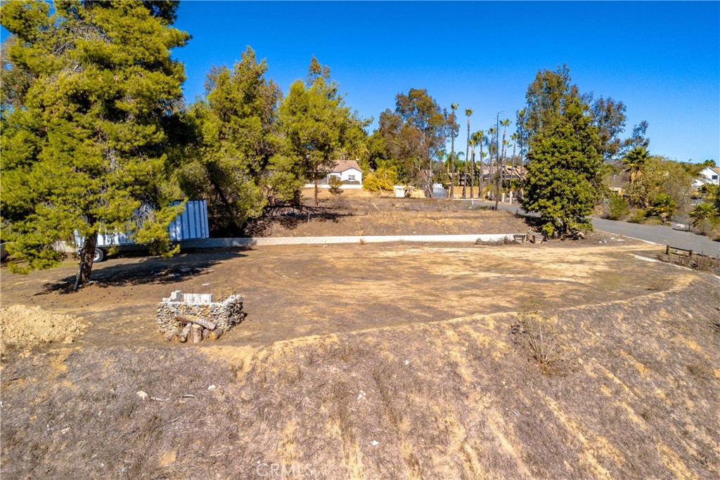 main property photo 9